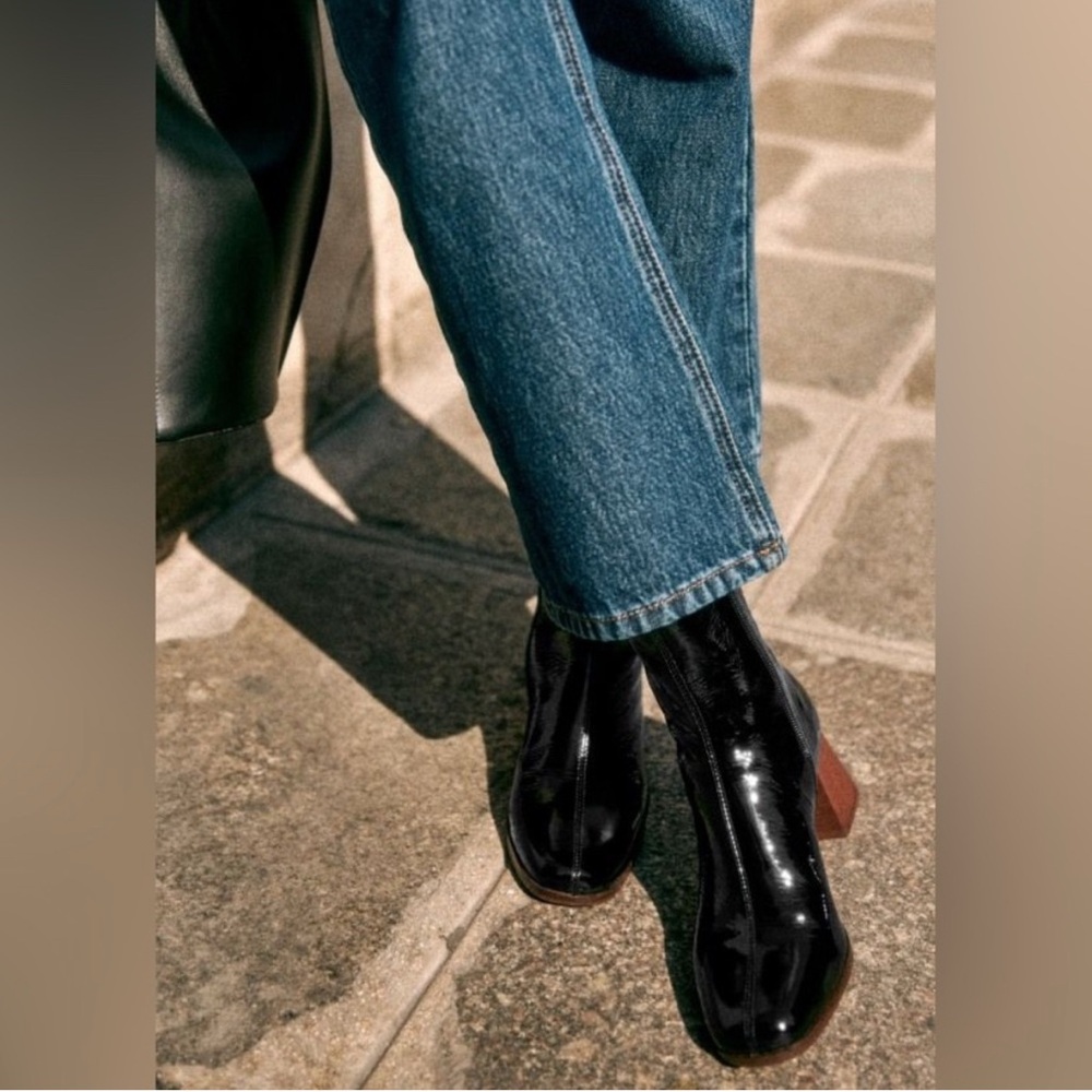 Sezane Axelle Black Patent Leather Ankle Boots 39 US 8